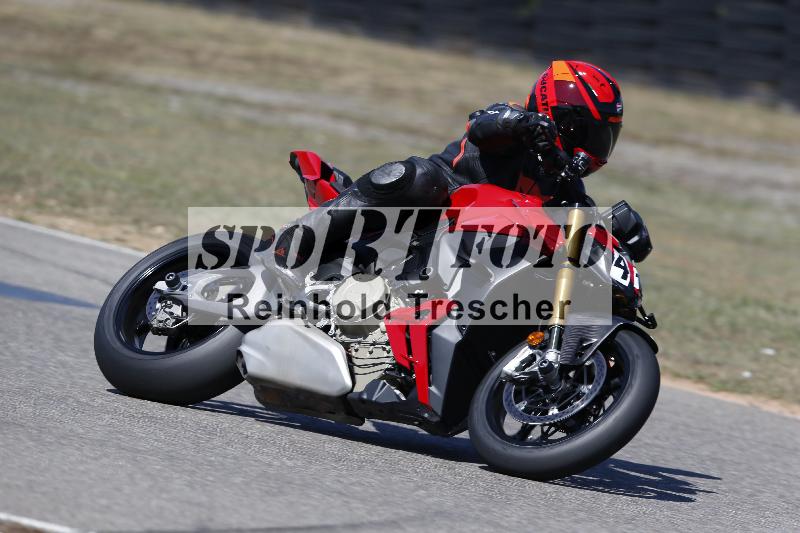 /36 08.08.2026  Pluess Motosport ADR/Freies Fahren/415